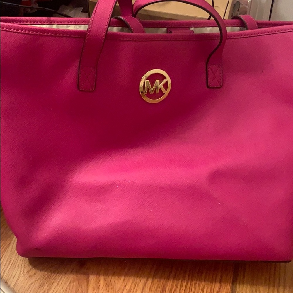 Michael Kors pink bag